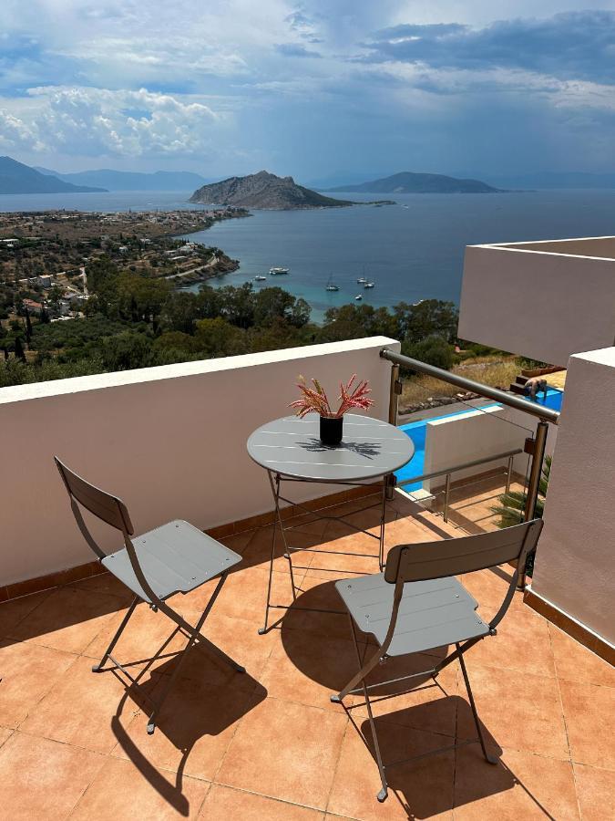 Villa Harmonia Aegina Buitenkant foto